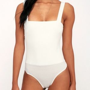 White tank top bodysuit size xs